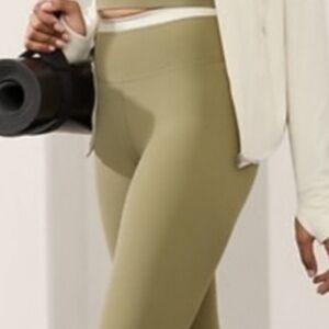 NWT! ATHLETA TRANSCEND TIPPED 7/8 TIGHTS / LEGGINGS - SIZE LARGE
